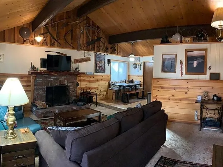 925 Anita Ave — Photo 4