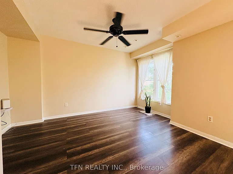 588 Shoreline Dr #3 — Photo 6