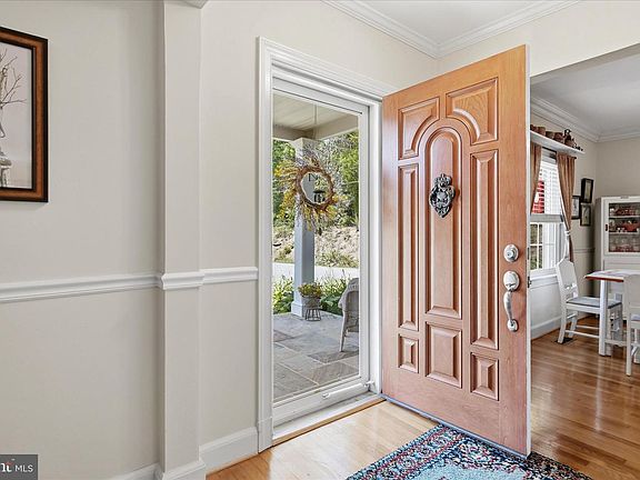 5th image of 2983 Millwood Pike