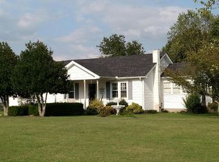 699 McElhiney Rd, Dickson, TN 37055