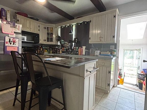 4th image of 120 Williams Ave