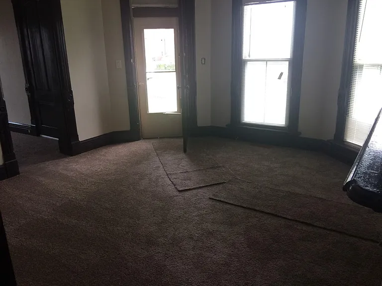 229 James St — Photo 16