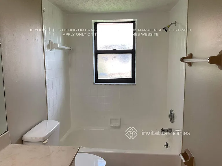 22568 Morocco Ave — Photo 11