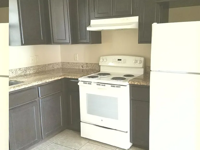 7606 Rocio Dr #4 — Photo 8