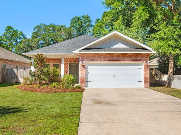 1436 Hickory St, Niceville, FL 32578