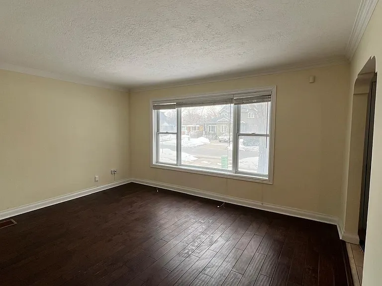 233 Beta St #UPPER — Photo 10