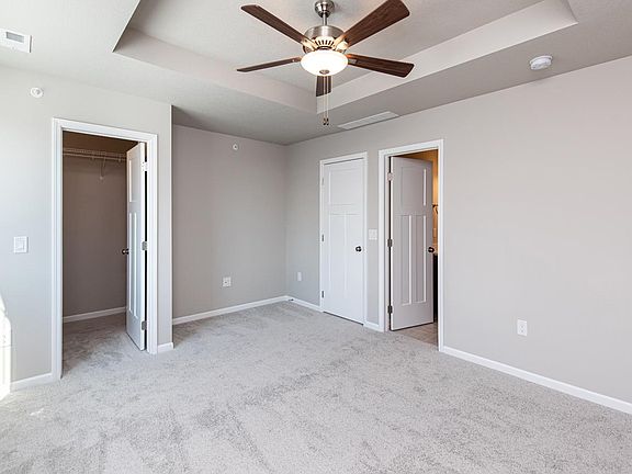 4th image of 6128 Bradford Ln