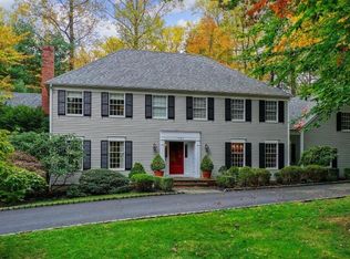 2 Cardinal Dr, Warren, NJ 07059