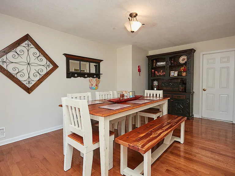 34 Berrien Ave — Photo 14