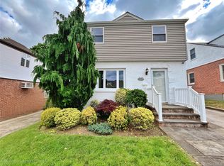 7931 211th Street, Oakland Gardens, NY 11364