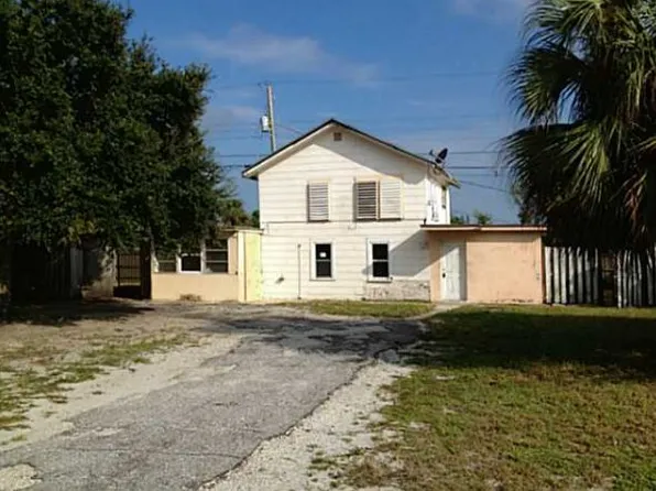 2809 Hiawatha Ave, West Palm Beach, FL 33409