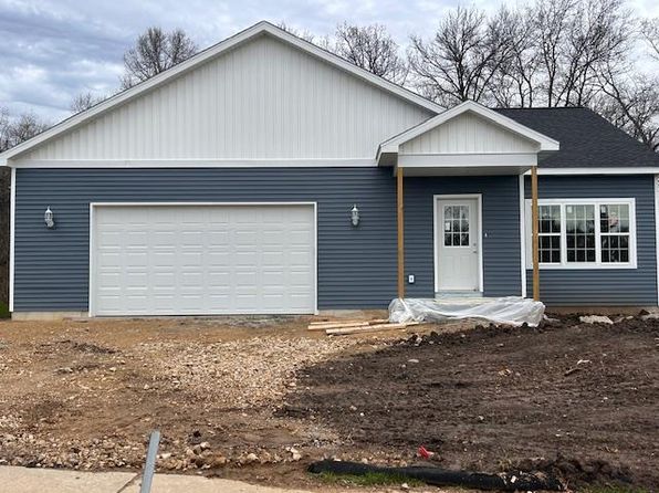 648 Lakeview Avenue, Merrimac, WI 53561