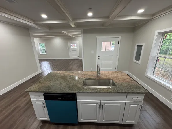 809 Caver St #1, Atlanta, TX 75551