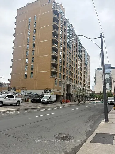 438 Richmond St W #401 Photo 1