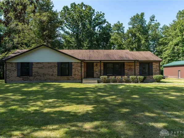 857 Settlemyre Rd, Oregonia, OH 45054