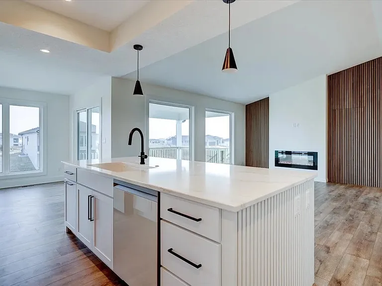 18062 Alpine Dr — Photo 44