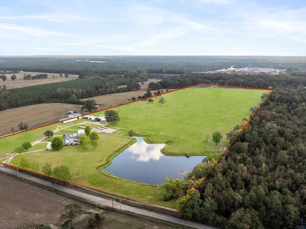 1136 County Road 2001, New Boston, TX 75570