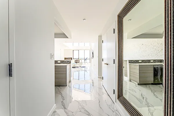 Sold by Compass | media 1