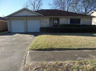 4810 Fairhaven St, Pasadena, TX 77505