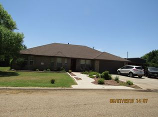 404 Coronado St, Fritch, TX 79036