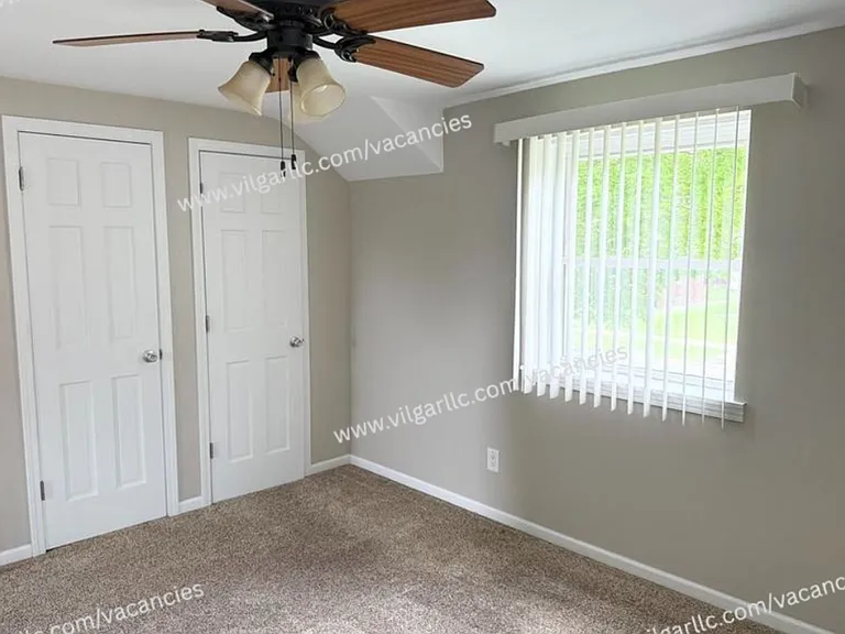 229 Broadmoor Ave — Photo 16