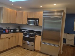 110 Dorcar Rd, Newton, MA 02459