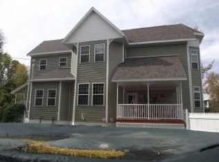 548 Main St, Oconto, WI 54153