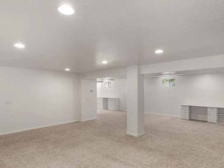 12773 N Hauser Lake Rd — Photo 20