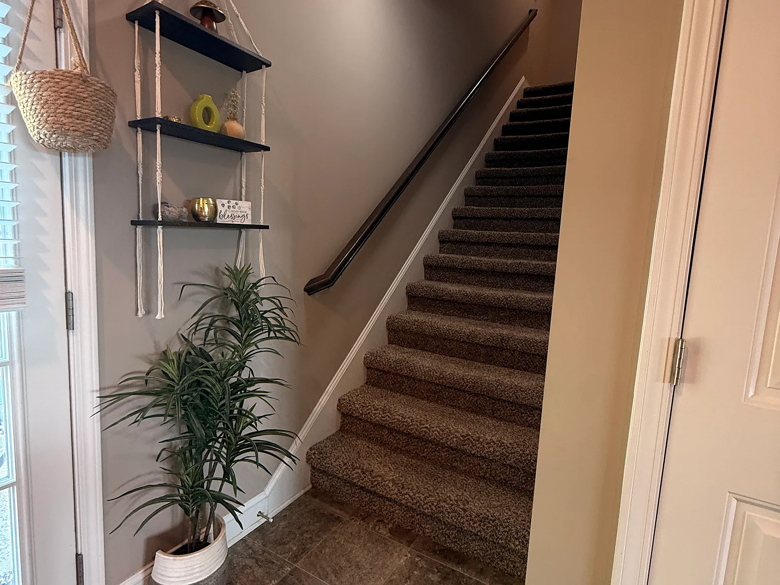 2410 Galesburg Way — Photo 4