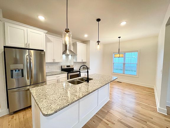 Kitchen view into dining nook
