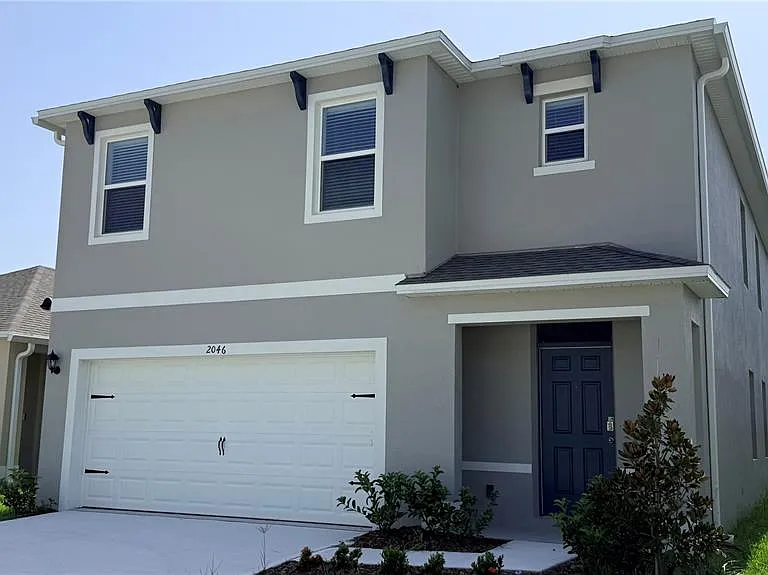 2046 Walnut Creek Dr — Photo 3
