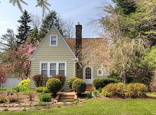 4642 W Lake Rd, Erie, PA 16505