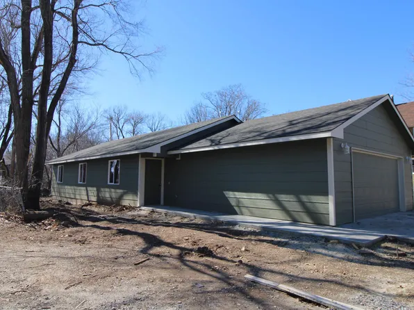 211 W Olive Ave, El Dorado, KS 67042