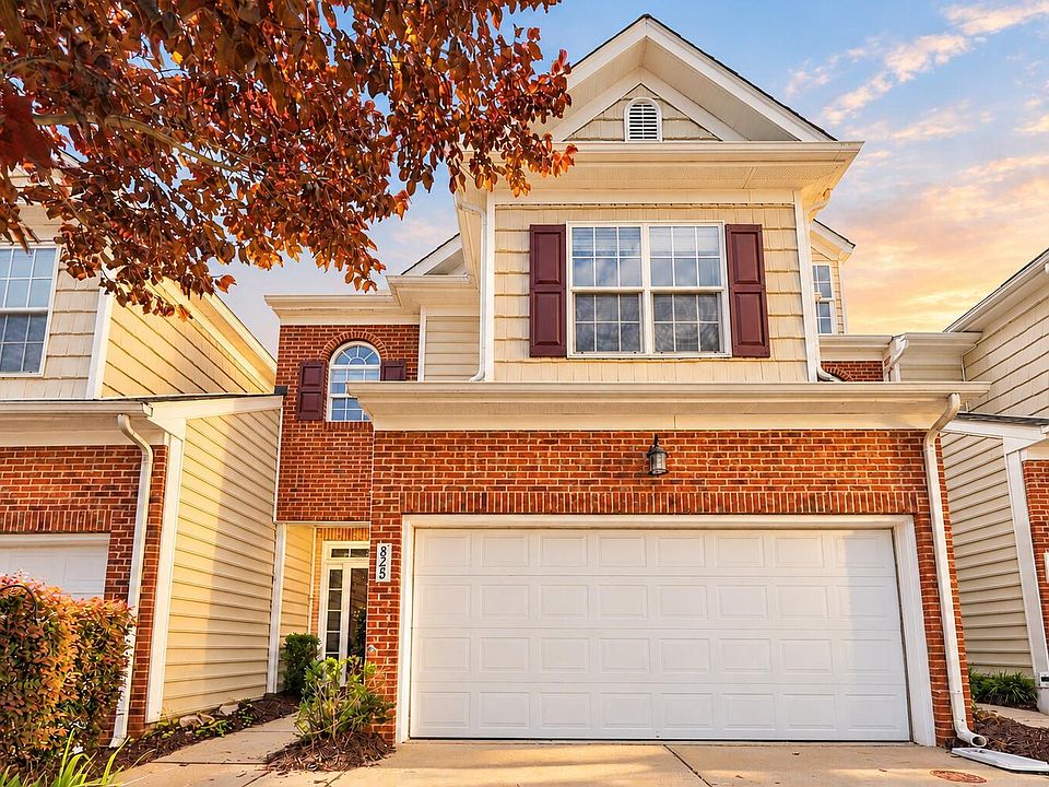 1st image of 825 Swan Neck Ln