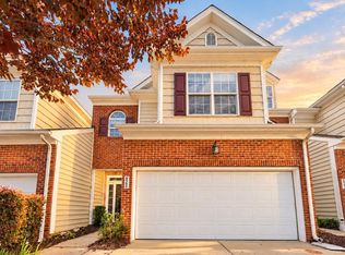 825 Swan Neck Ln, Raleigh, NC 27615