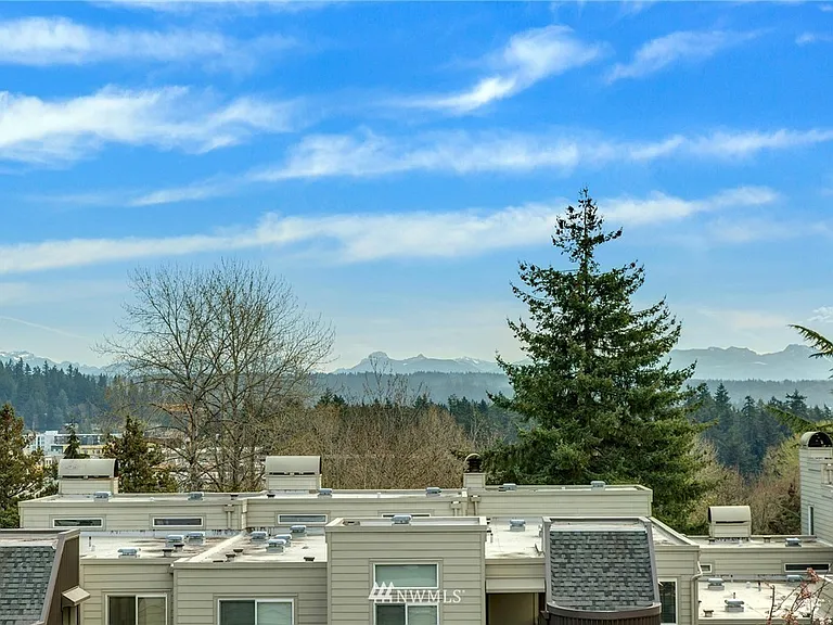 7459 Old Redmond Rd — Photo 10