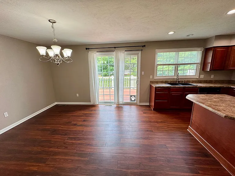 307 Marshall Heights Dr — Photo 23