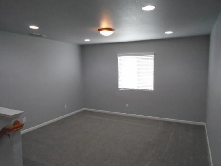 3420 Kensington Ct — Photo 17