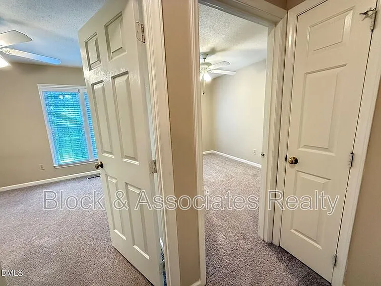 120 Greenmont Ln — Photo 15