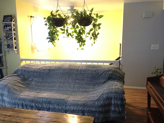 Upstairs living room 