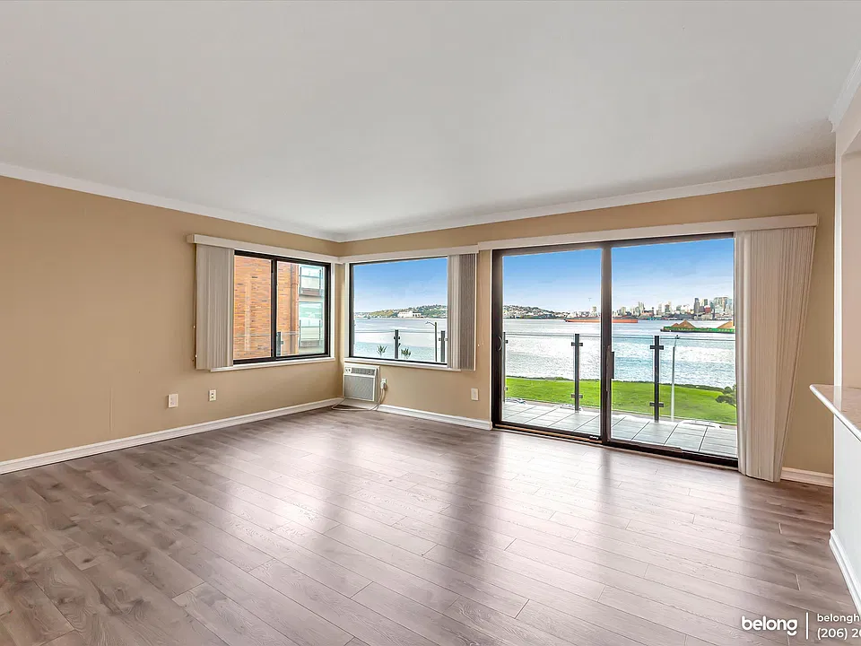 1737 Harbor Ave SW #S-306