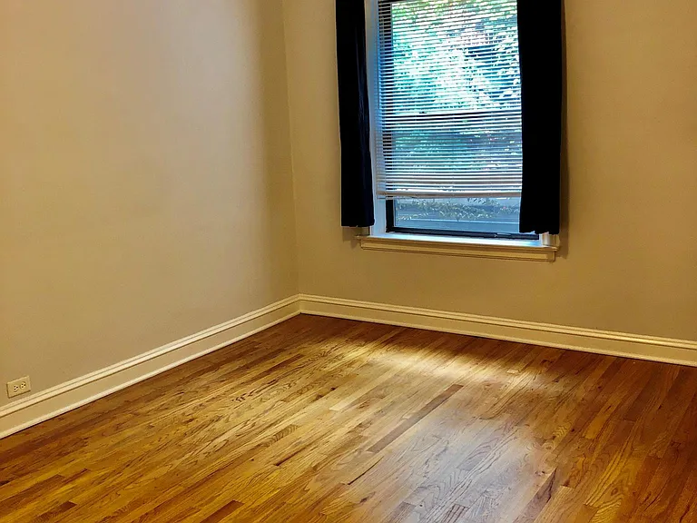 2351 W Wilson Ave #207 — Photo 13