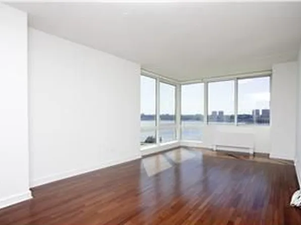 120 Riverside Boulevard 14F image 1 of 11