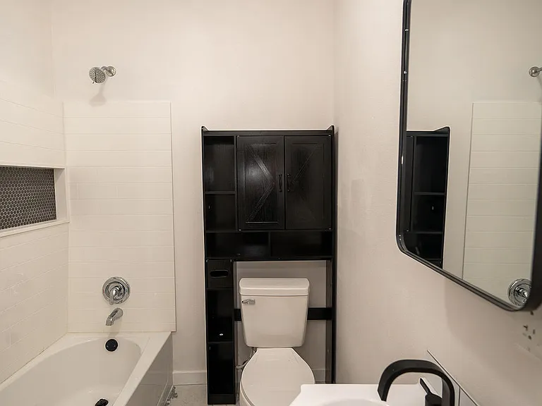 226 N Terry Ave — Photo 7