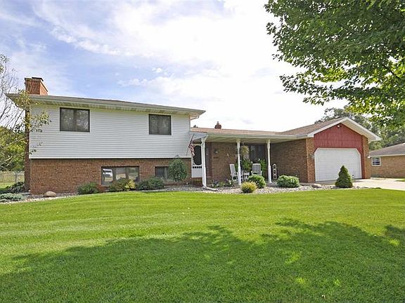 2nd image of 58428 Eastwood Dr