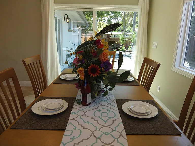 Dinning