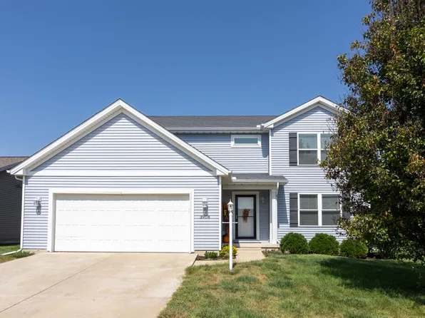 3908 Slate Dr, Champaign, IL 61822