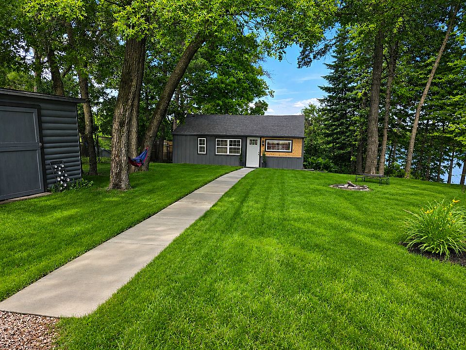 1st image of 11567 42nd St SE