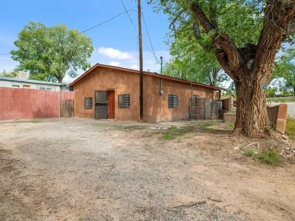 148 El Llano Rd, Espanola, NM 87532
