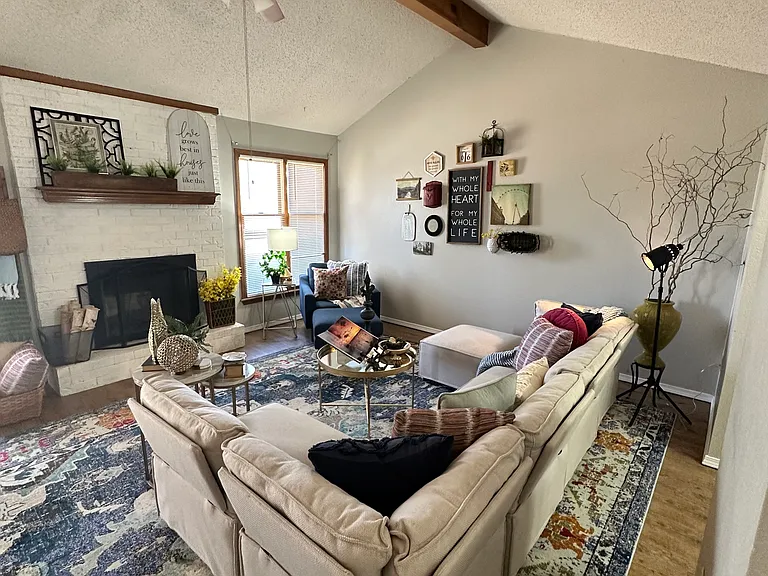907 W Linden St #907 — Photo 10